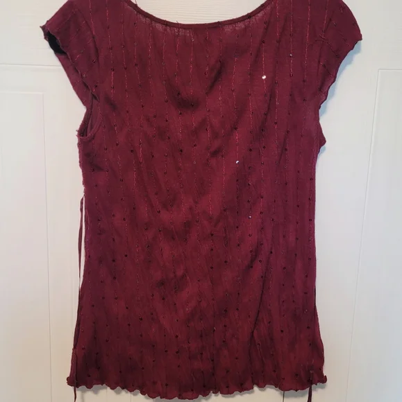 Le chateau burgundy sequins top - Picture 3 of 8